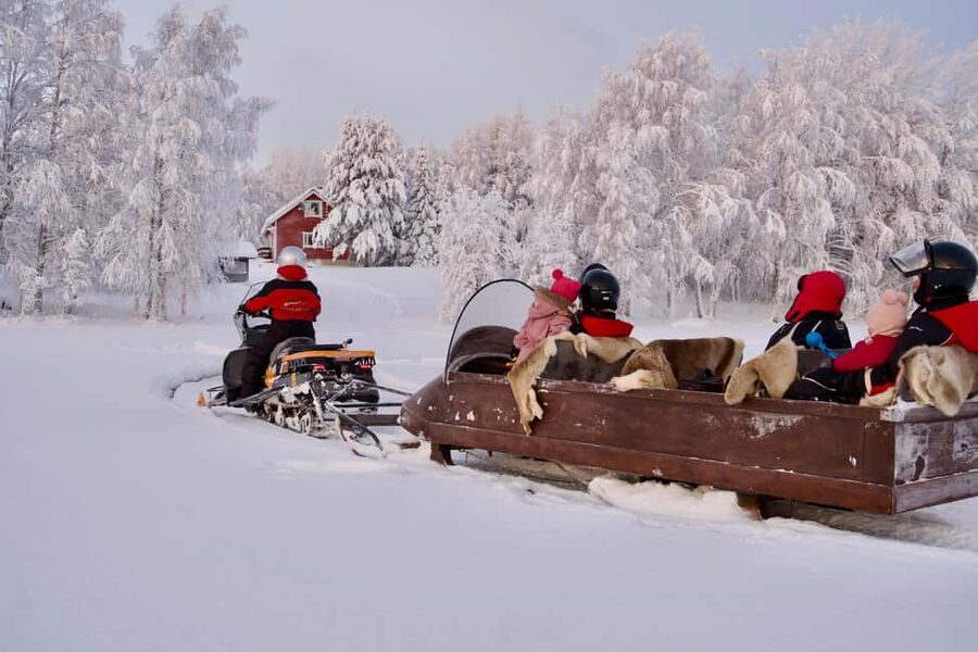 Rovaniemi: Ice Fishing and Snowmobile Tour with Snacks - The campfire stop: local snacks, warm drinks, and a real reset