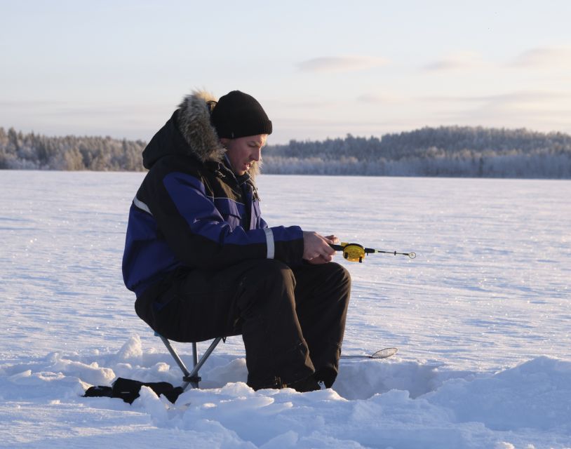 Rovaniemi: Ice-Fishing like a Finn - Why this Rovaniemi ice-fishing setup feels genuinely Finnish