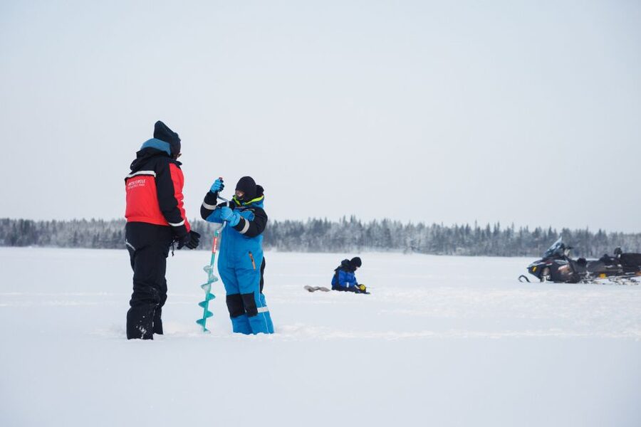 Rovaniemi: Ice Fishing & Snowmobile Safari Combo Day - Bonfire Snacks and Hot Drinks: The Cozy Reset You’ll Be Thankful For
