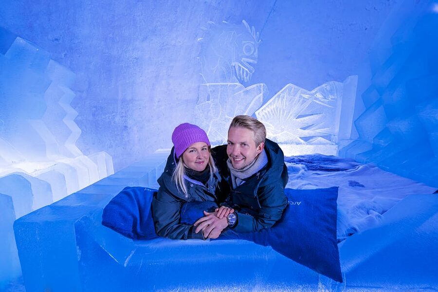 Rovaniemi: Ice sculpting experience with Transfers - Practical tips: warm clothing, timing, and staying comfortable