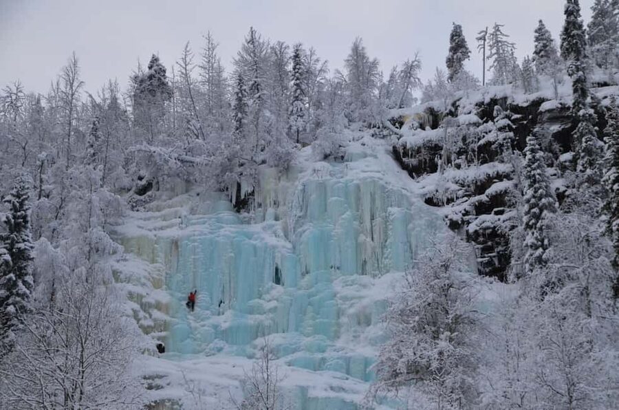 Rovaniemi: Korouoma Canyon and Frozen Waterfalls Tour - Warm up the right way: hot drinks, campfire snacks, and fire skills