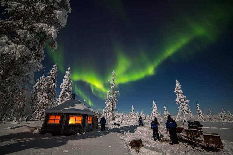 Rovaniemi: Lakeside Private Sauna with Aurora Borealis - Entering the Finnish sauna routine in 3 hours