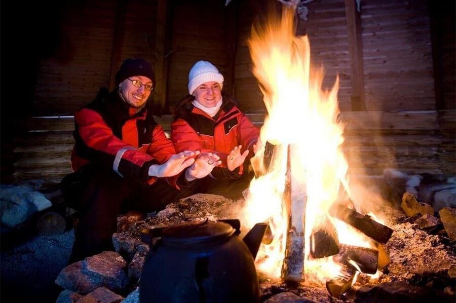 Rovaniemi: Lapland Northern Lights Tour with BBQ - Should you book this Rovaniemi Lapland Northern Lights with BBQ tour?