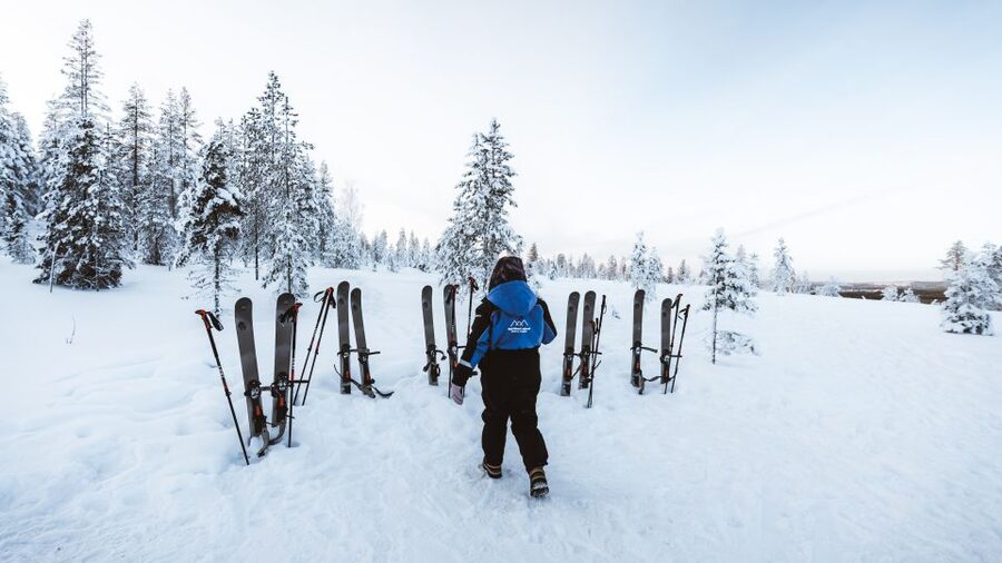 Rovaniemi: Lapland Ski Trekking Safari - The campfire snack: the warm Finnish reset point