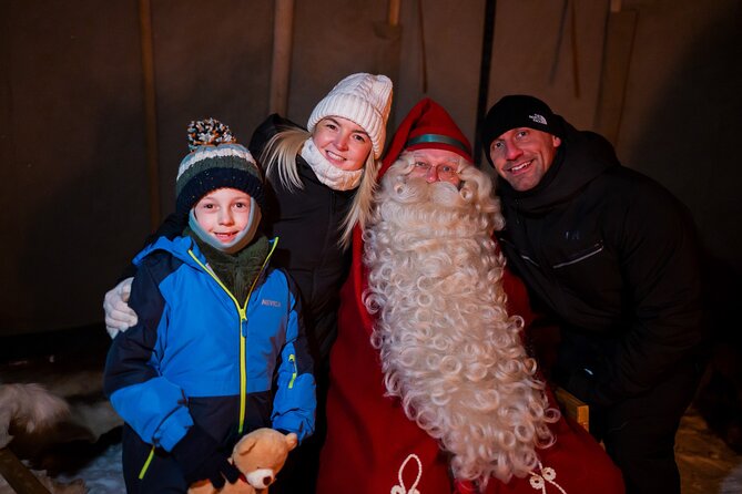 Rovaniemi: Meet Santa Claus & Northern Lights Experience - What to bring, and what to leave behind