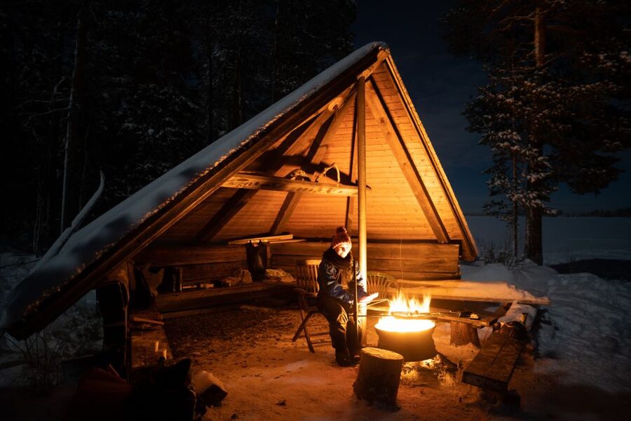 Rovaniemi: Night Sky lappish Barbecue - How the Aurora Borealis BBQ tour works from Rovaniemi