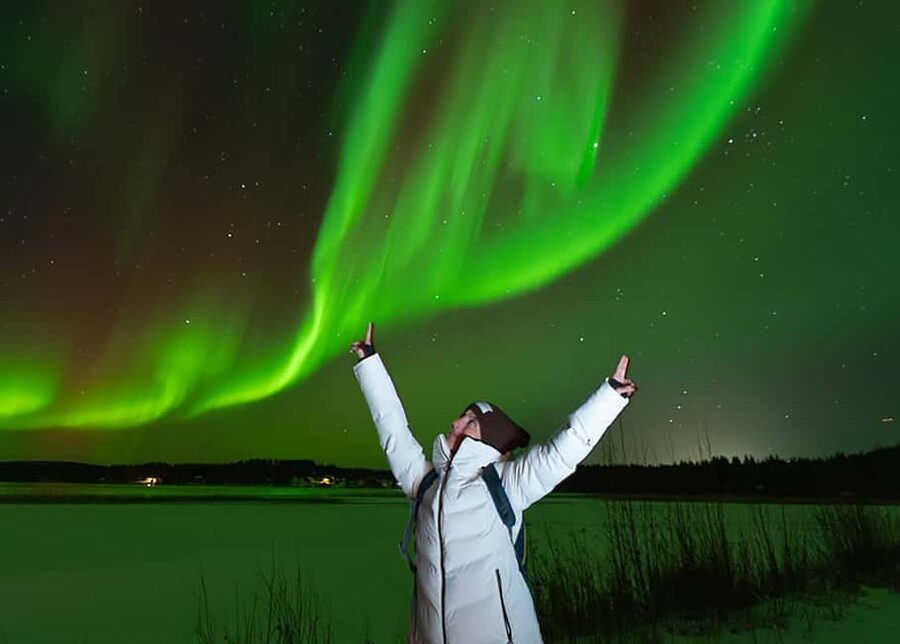 Rovaniemi: Northern Lights Hunting with Photo & Video - The cold reality: what to wear and what to bring