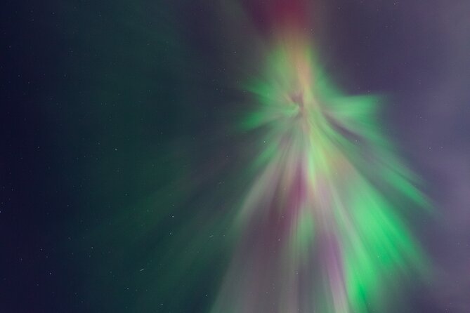 Rovaniemi: Northern Lights Pro Guaranteed - Unlimited (PRIVATE) - The Big Trade-Off: Seeing It With Your Eyes vs Your Camera