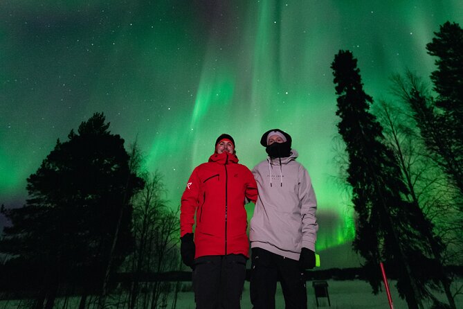 Rovaniemi: Northern Lights Pro Guaranteed - Unlimited (PRIVATE) - Value and Price: Is It Worth $1,773 for a Private Group?