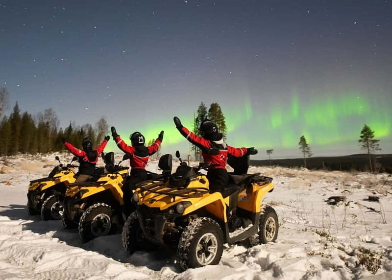 Rovaniemi: Northern Lights Quad Bike Tour - Food stop: grilled salmon, gingerbread, and a full evening feel