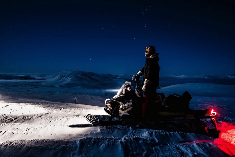 Rovaniemi: Northern Lights Snowmobile Safari with Campfire - What gear you’ll wear (and what you should still bring)