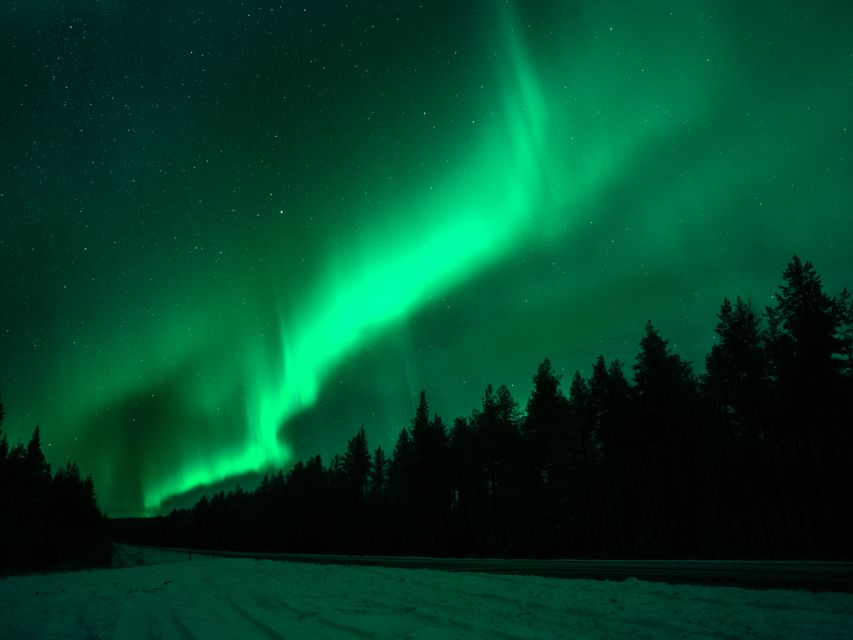 Rovaniemi: Northern Lights Tour with Guaranteed Sightings - The real “hunting” part: unlimited time and mileage