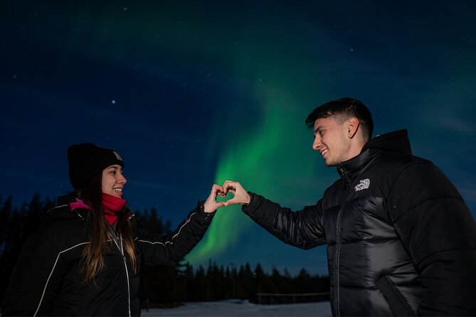 Rovaniemi Northern Lights Tour with Guaranteed Viewings - Riding Out: Heated Coach Comfort and a Possible Sweden Detour