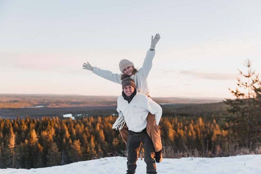 Rovaniemi: Private Photoshoot Experience in Lapland - How the 2 Hours Usually Runs (From Parking Lot Meet to Photo Spots)