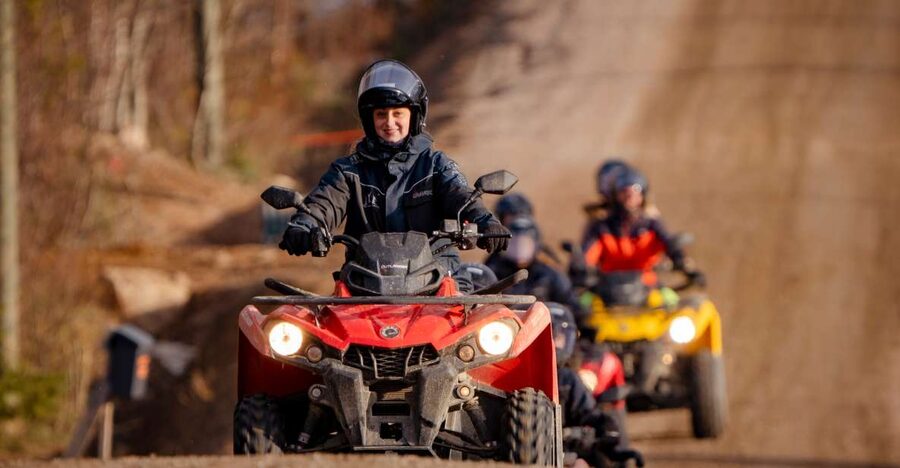 Rovaniemi: Quad Bike Safari, Reindeer & Husky Farm Visit - Reindeer & Husky Farm Visit: More Than Just Petting
