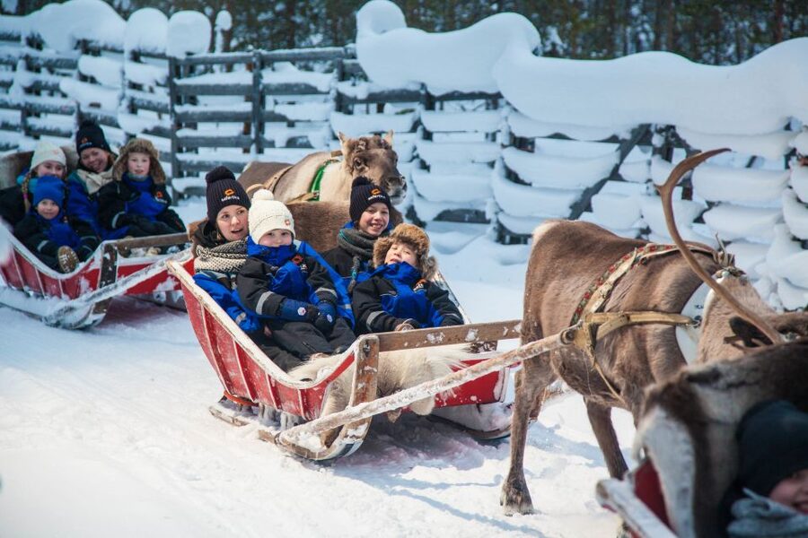 Rovaniemi: Santa’s Village & Snowmobiling to Reindeer Farm - Lunch at Santa’s Village: fuel that actually matters in Lapland