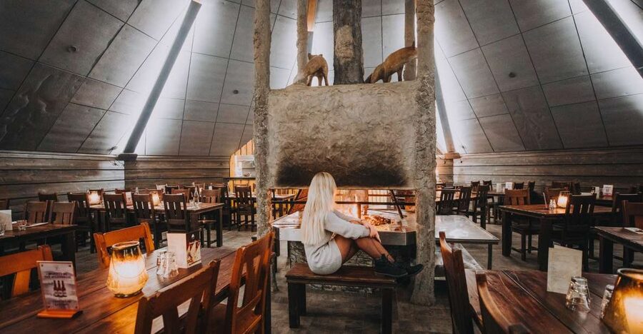 Rovaniemi: Snow Hotel Tour with Food by the Fire - Northern lights odds: plan to be flexible