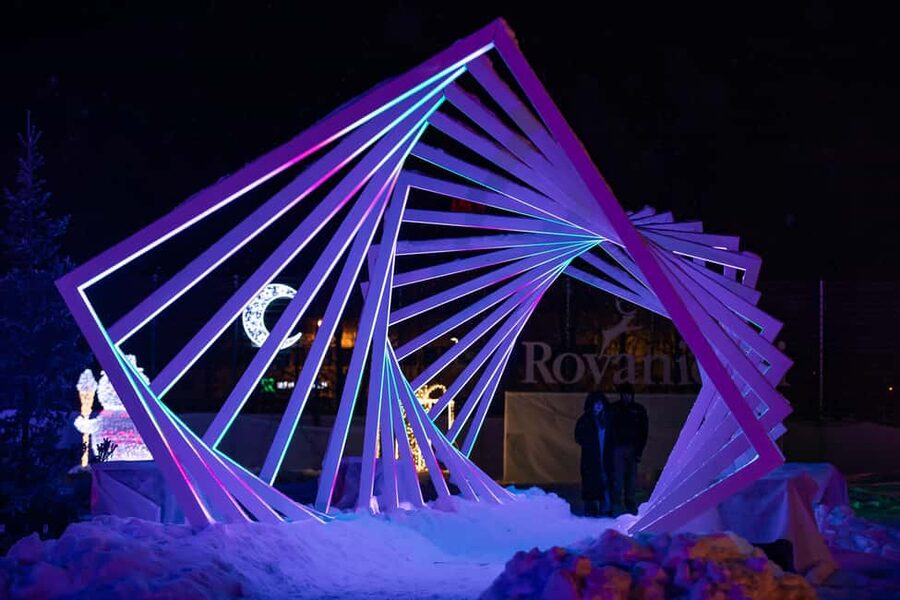 Rovaniemi: SnowGlow Winterpark Entry Ticket - Family-Friendly Design: Mini Snowmobile and Kid-Centered Fun