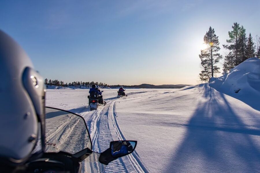 Rovaniemi: Snowmobile Safari Adventure - Rovaniemi’s Frozen Lakes: What This Safari Gets Right