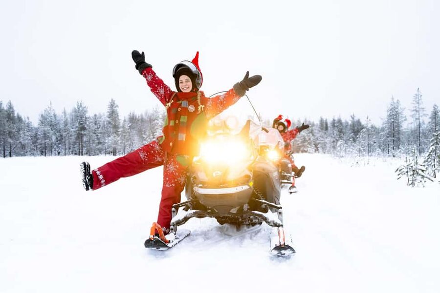 Rovaniemi: Snowmobile Safari with Santa's Elves - How this Santa’s Elves snowmobile safari plays out in the real world