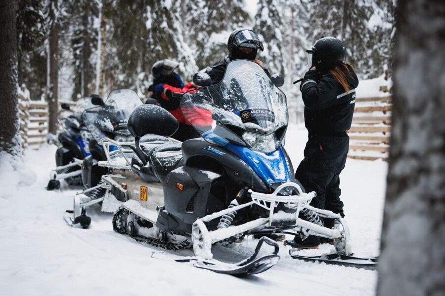 Rovaniemi: Snowmobile Tour and Reindeer Experience - The Snowmobile Safari Through Arctic Circle Forests: Your 1-Hour Driving Experience