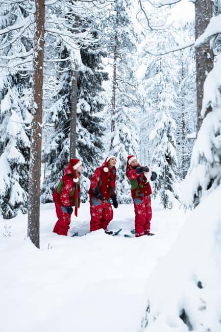 Rovaniemi: Snowshoe walk with Santa's cheerful Elf - Why a Santa’s Elf snowshoe walk feels special in Rovaniemi