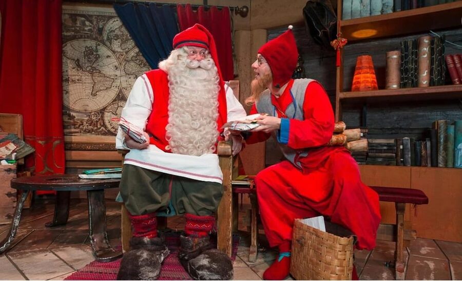 Rovaniemi: Tour to Santa Claus Village with Hotel pick up - Free time to wander and shop: what you’ll actually use it for