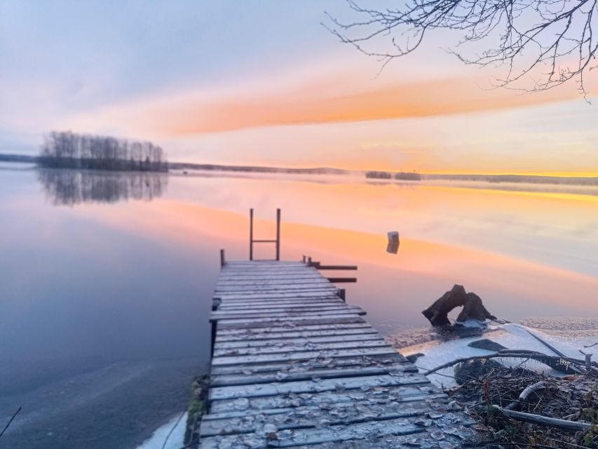Rovaniemi: Traditional Sauna and Ice Swimming Experience - The cold part: terrace cooldown or Kemijoki River plunge