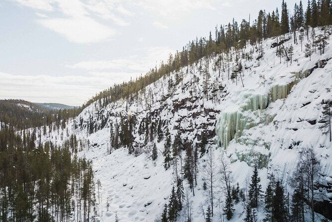 Rovaniemi - Visit to The Frozen Waterfalls of Korouoma - What to wear (and what you can skip)
