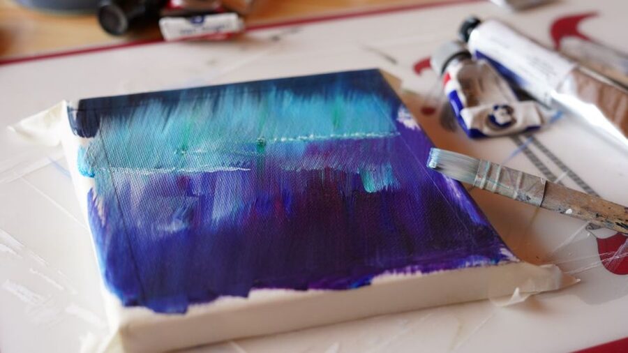 Rovaniemi: Workshop - Aurora painting - Why the Traditional Lapland House Part Matters