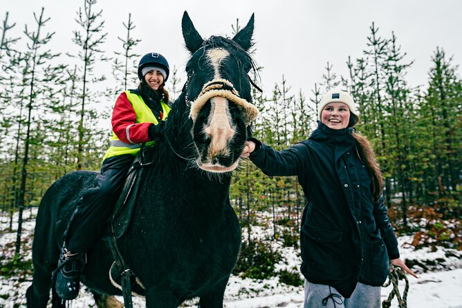 Small-Group Arctic Circle Horse Riding from Rovaniemi - Hot Drinks by the Fire: The Best Part to Plan Your Timing Around