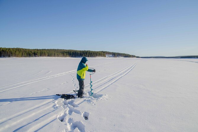 Snowshoeing Adventure with Ice-Fishing, Fire and Survival - Key takeaways before you go