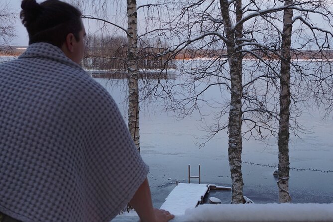 Traditional Finnish Sauna and Ice Swimming in Rovaniemi - Pajasauna by the water: what makes this setup special