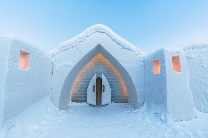 Visiting package: Guided Tour at Arctic Snow Hotel - Ice Bar included, but remember: drinks aren’t
